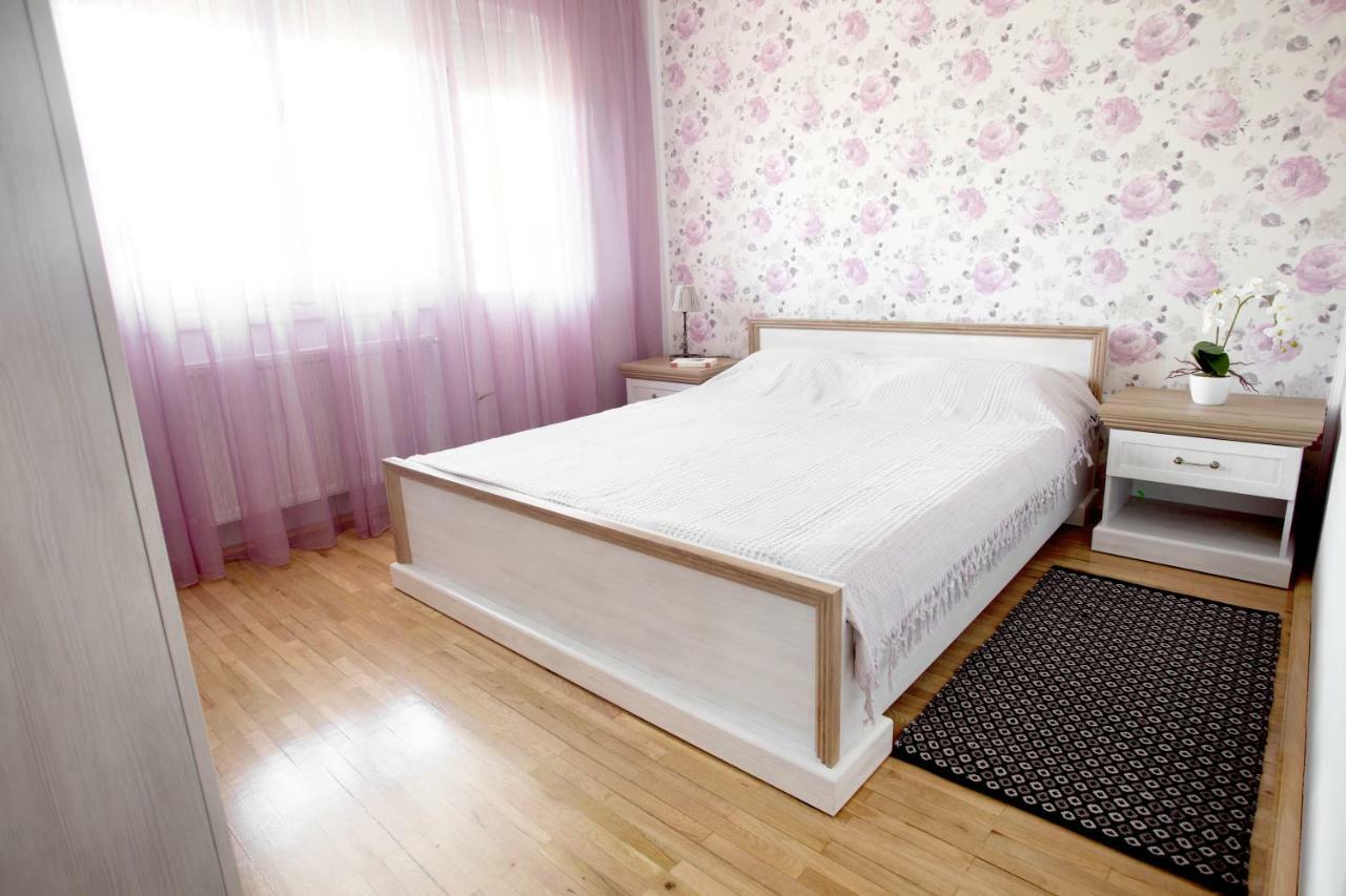 Rox Central Apartments 3 Тімішоара Екстер'єр фото
